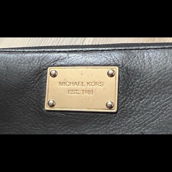 Michael Kors Black Leather Wallet - Picture 12 of 12
